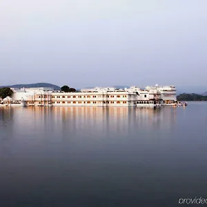 Taj Lake Palace Semesteranläggning (resort)